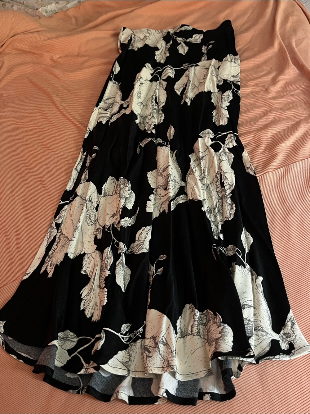 H&M Black Maxi Skirt with White Floral Print